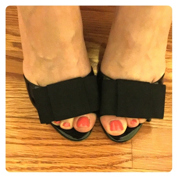 kate spade Shoes - Kate Spade Bow Heels